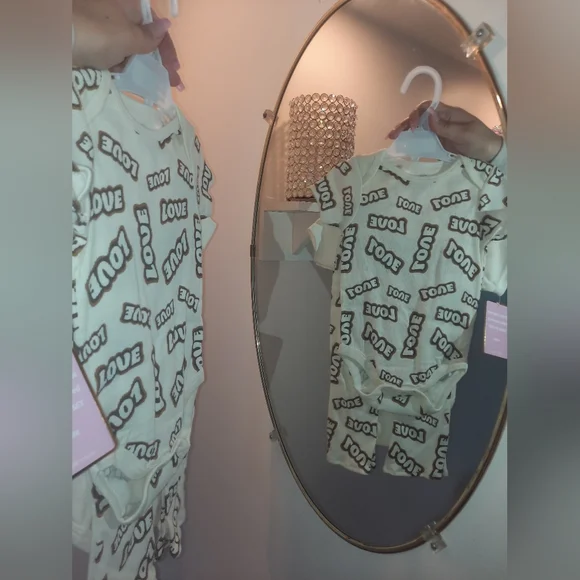 Love-Themed Cream Baby 3 Pack Outfit - Picture 2 of 7